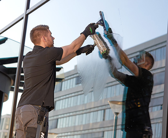 View window cleaning project in Turlock